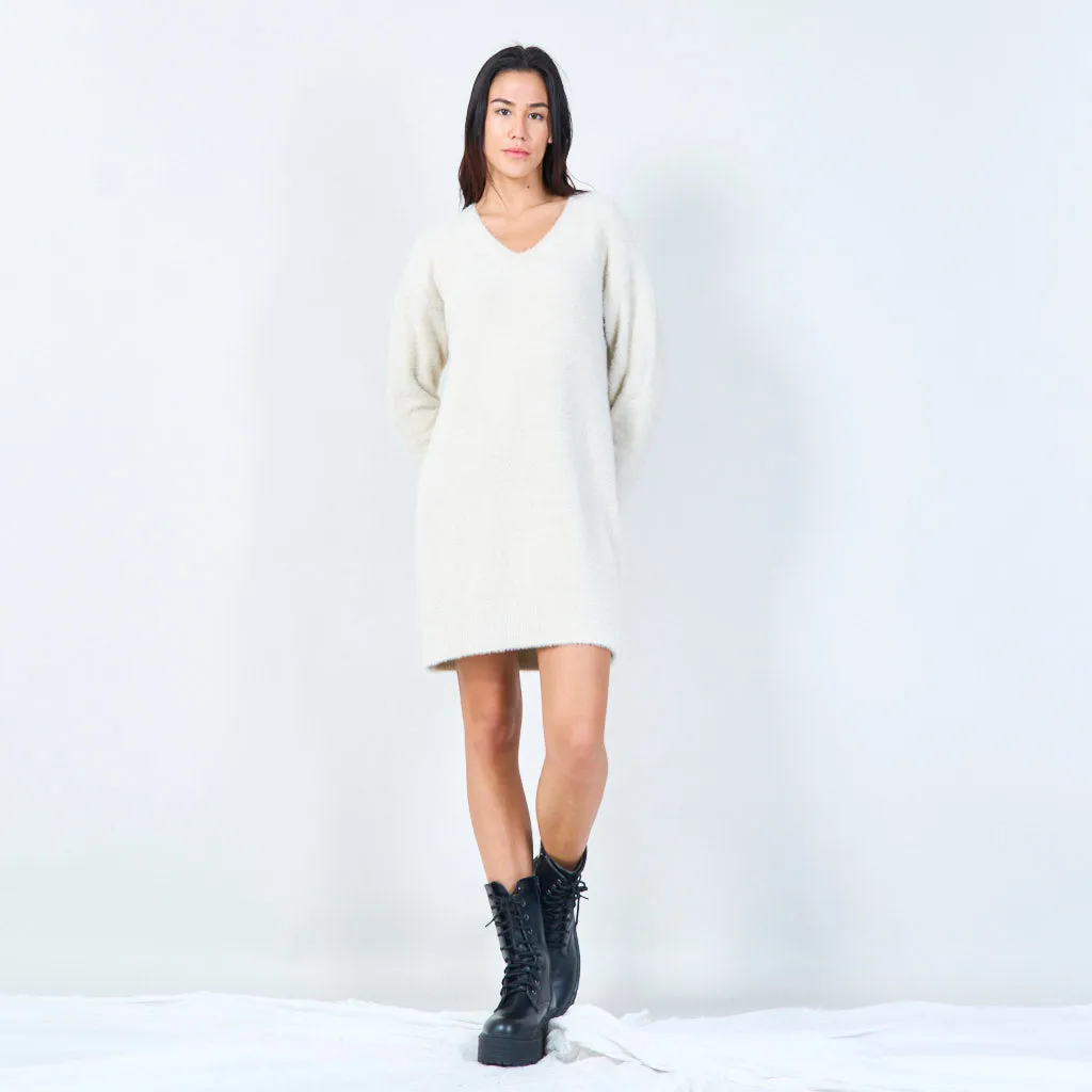 Fluffy v-neck sweater wholesale