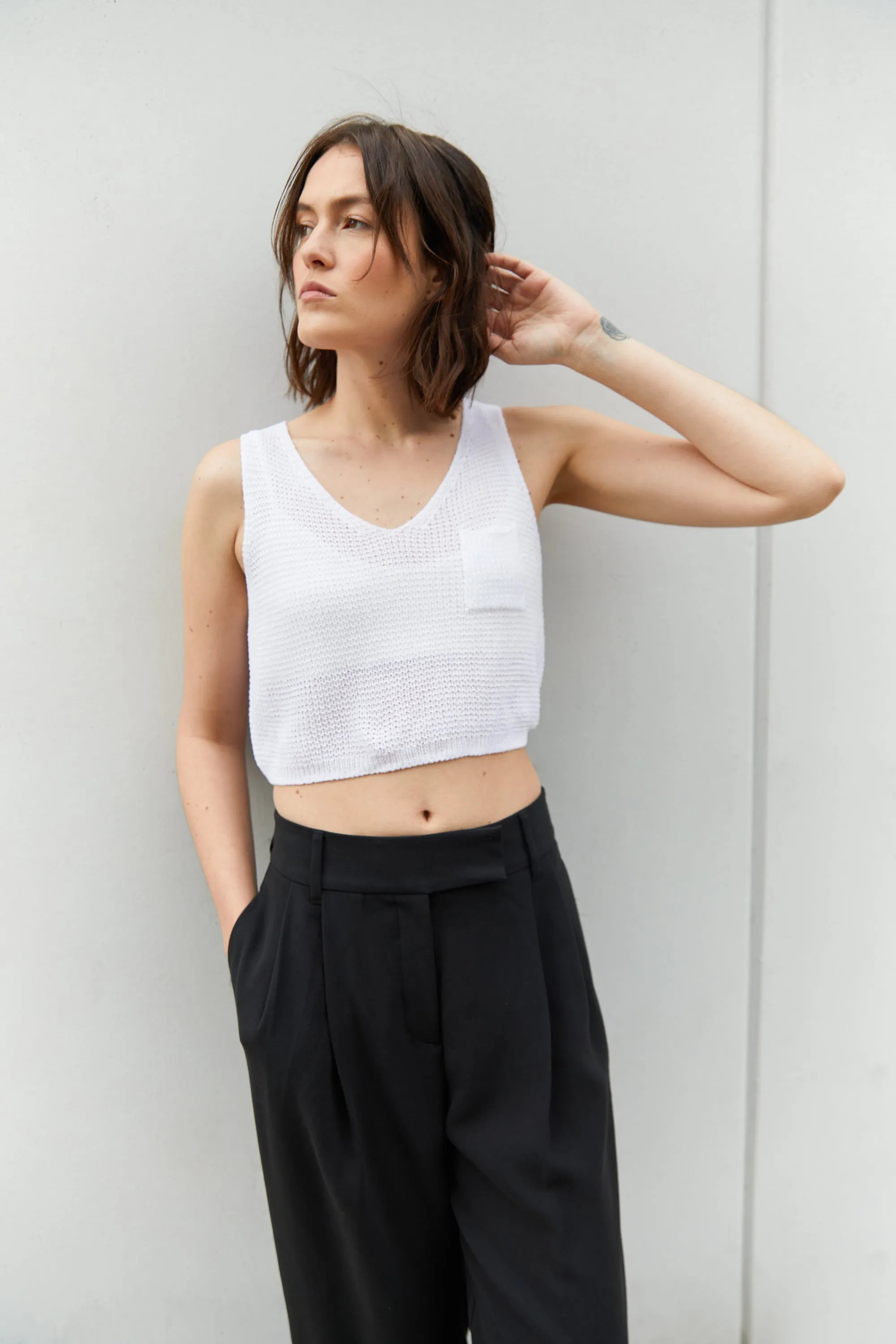 LOOSE KNIT CROPPED TANK