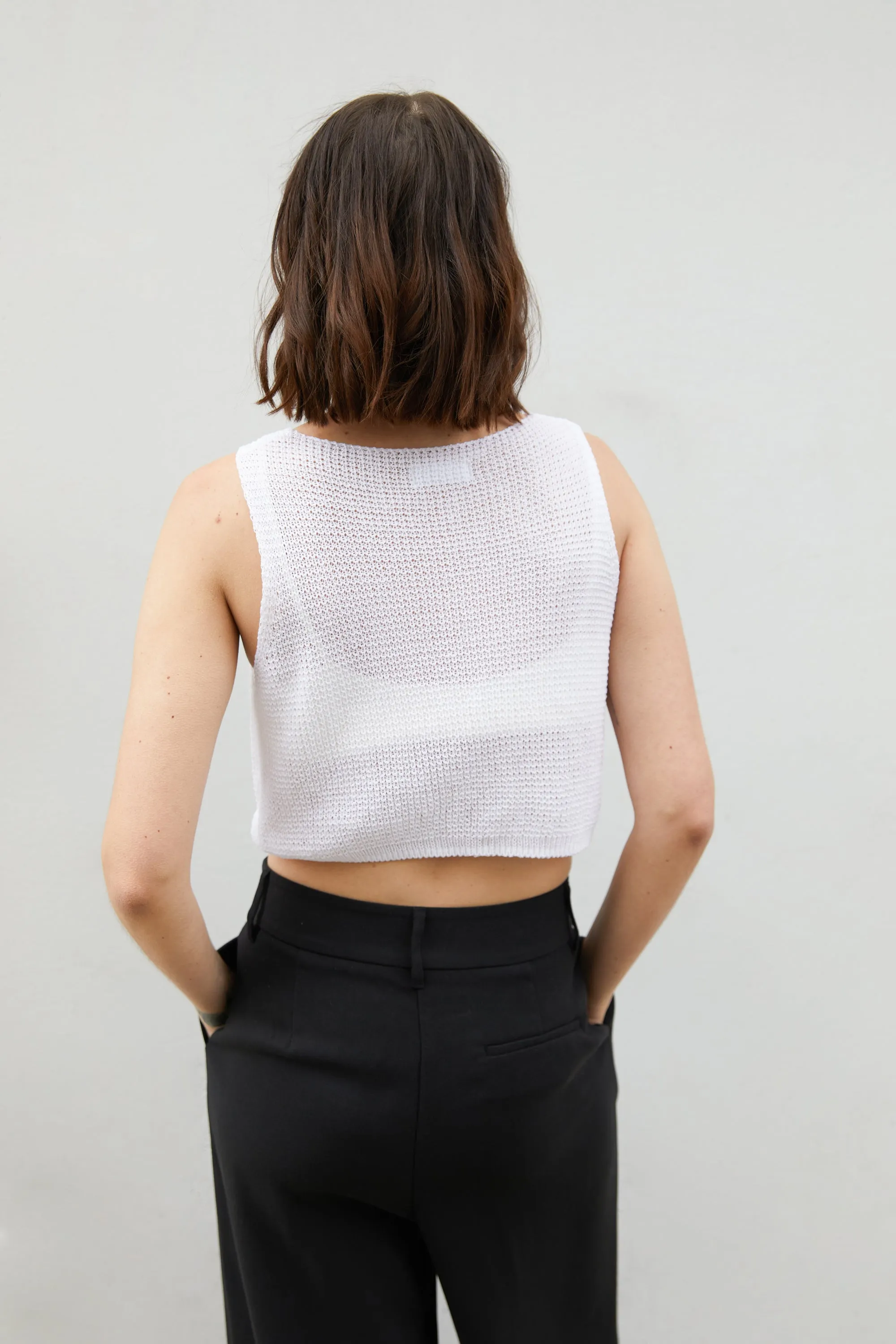 LOOSE KNIT CROPPED TANK