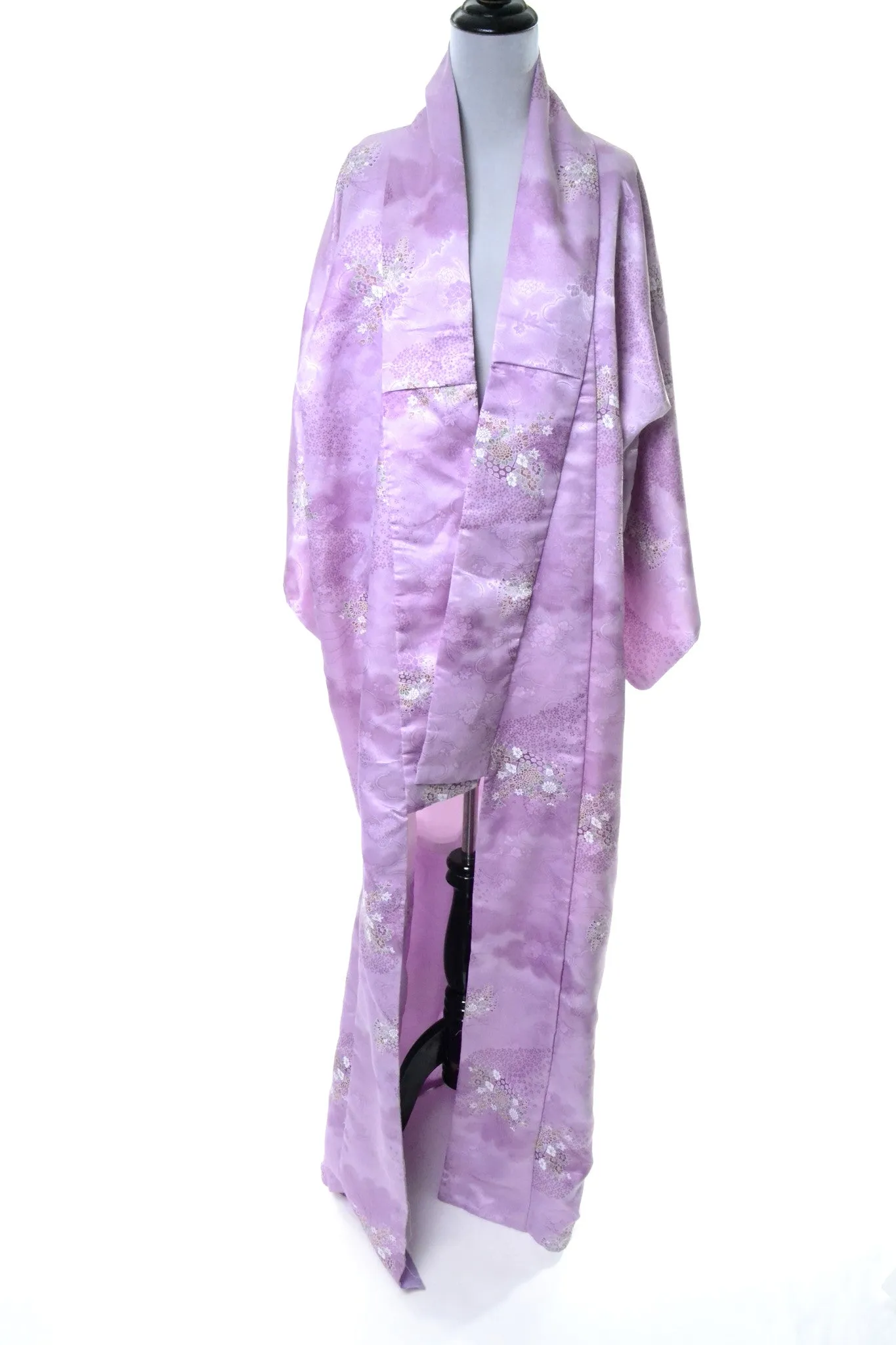 Never Worn Long Light Purple Vintage Kimono