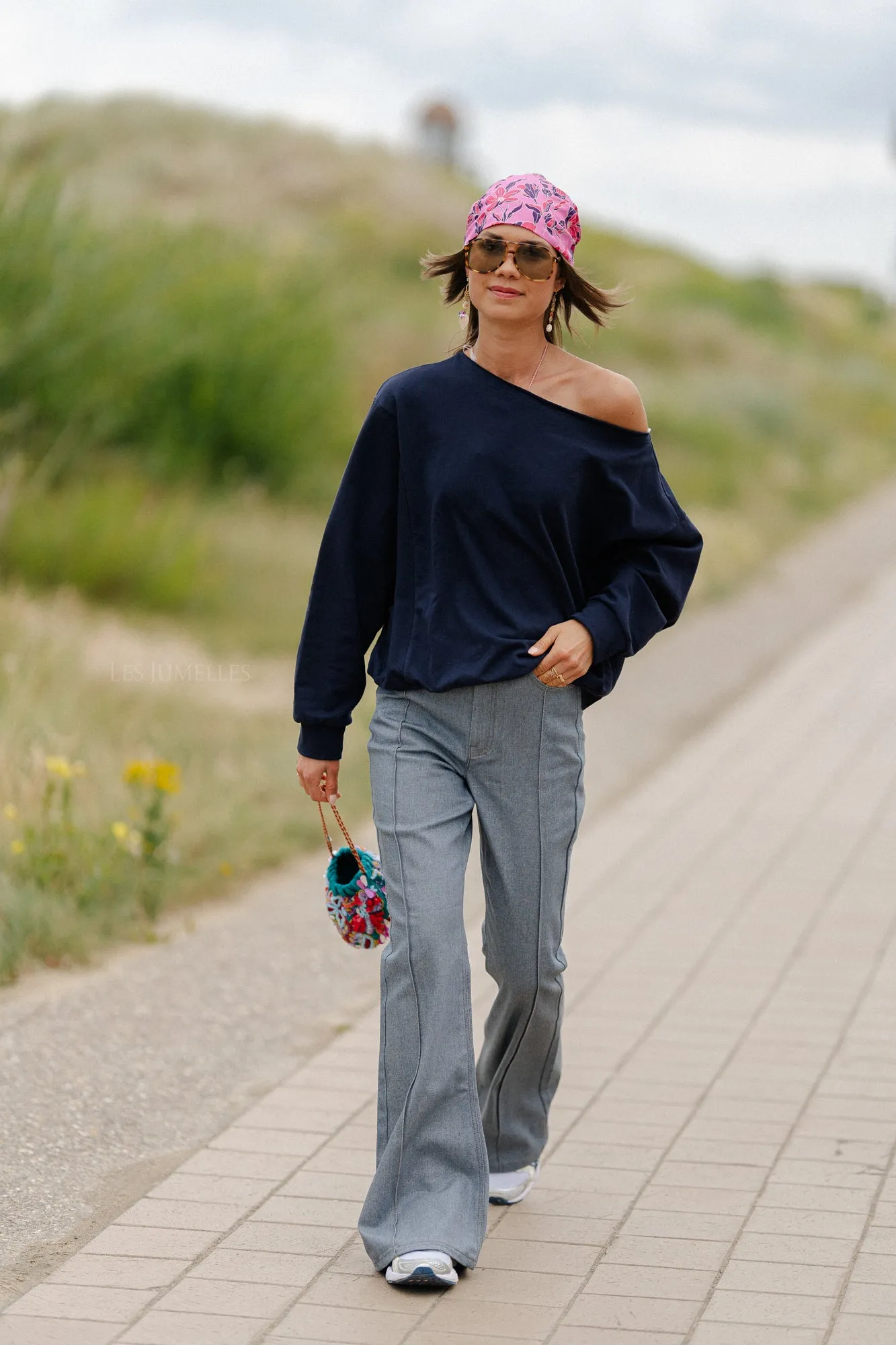 Olga off shoulder sweater navy