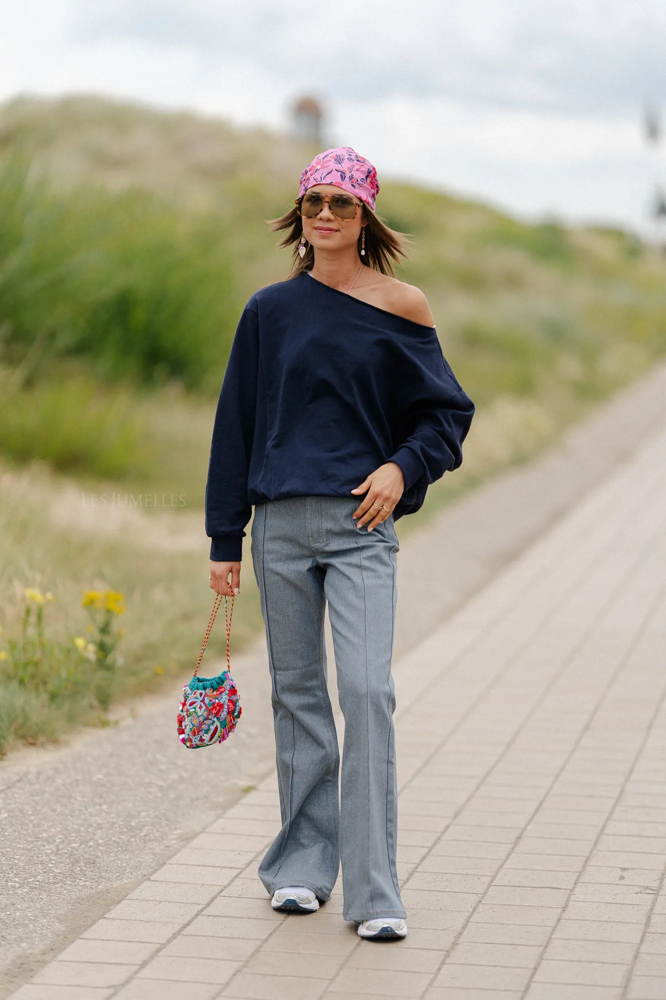 Olga off shoulder sweater navy