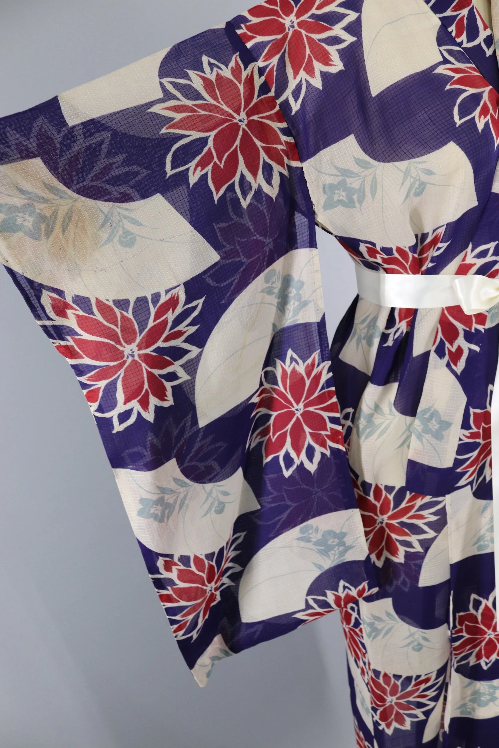 Vintage 1930s Silk Kimono Robe / Blue & Red Floral