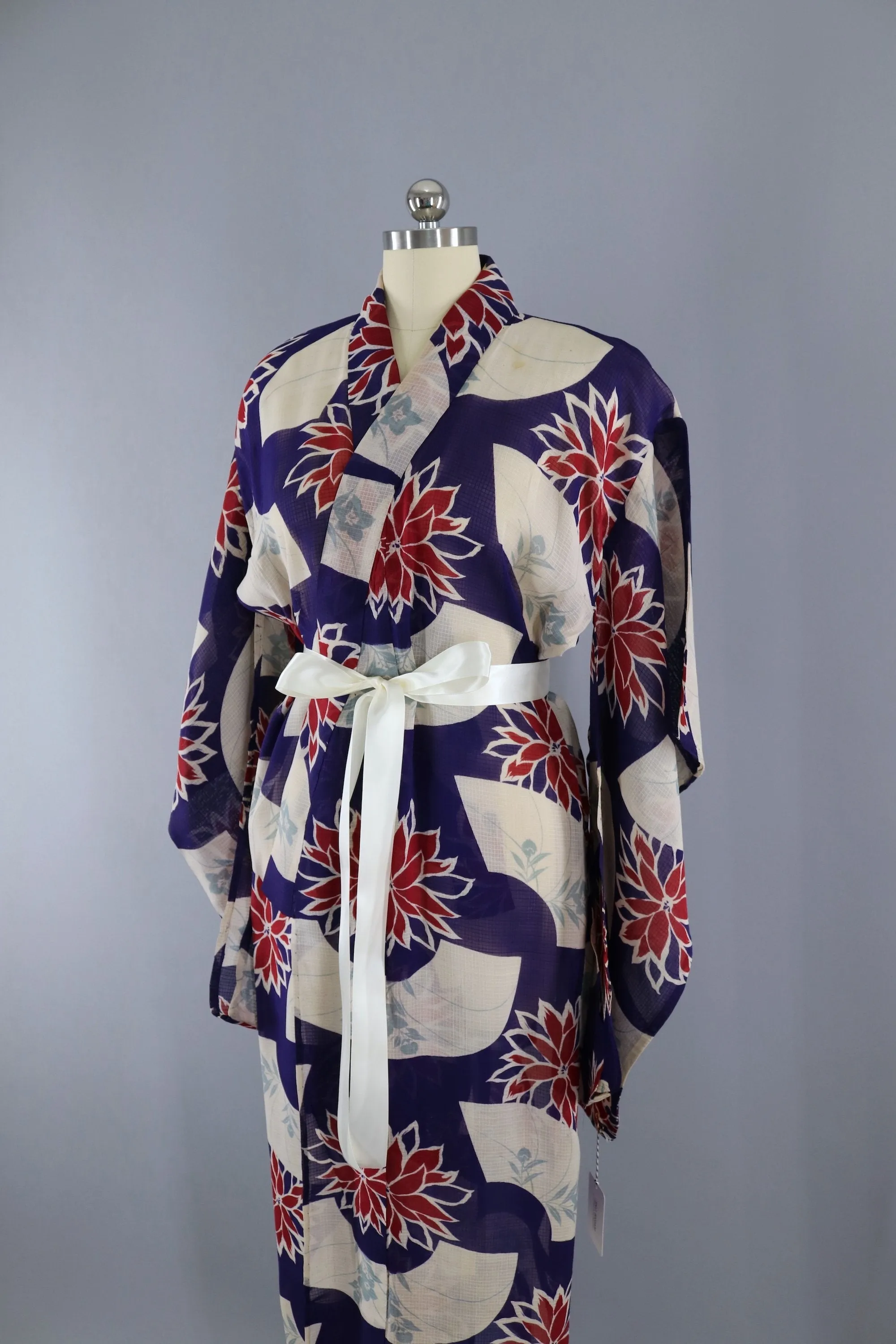 Vintage 1930s Silk Kimono Robe / Blue & Red Floral