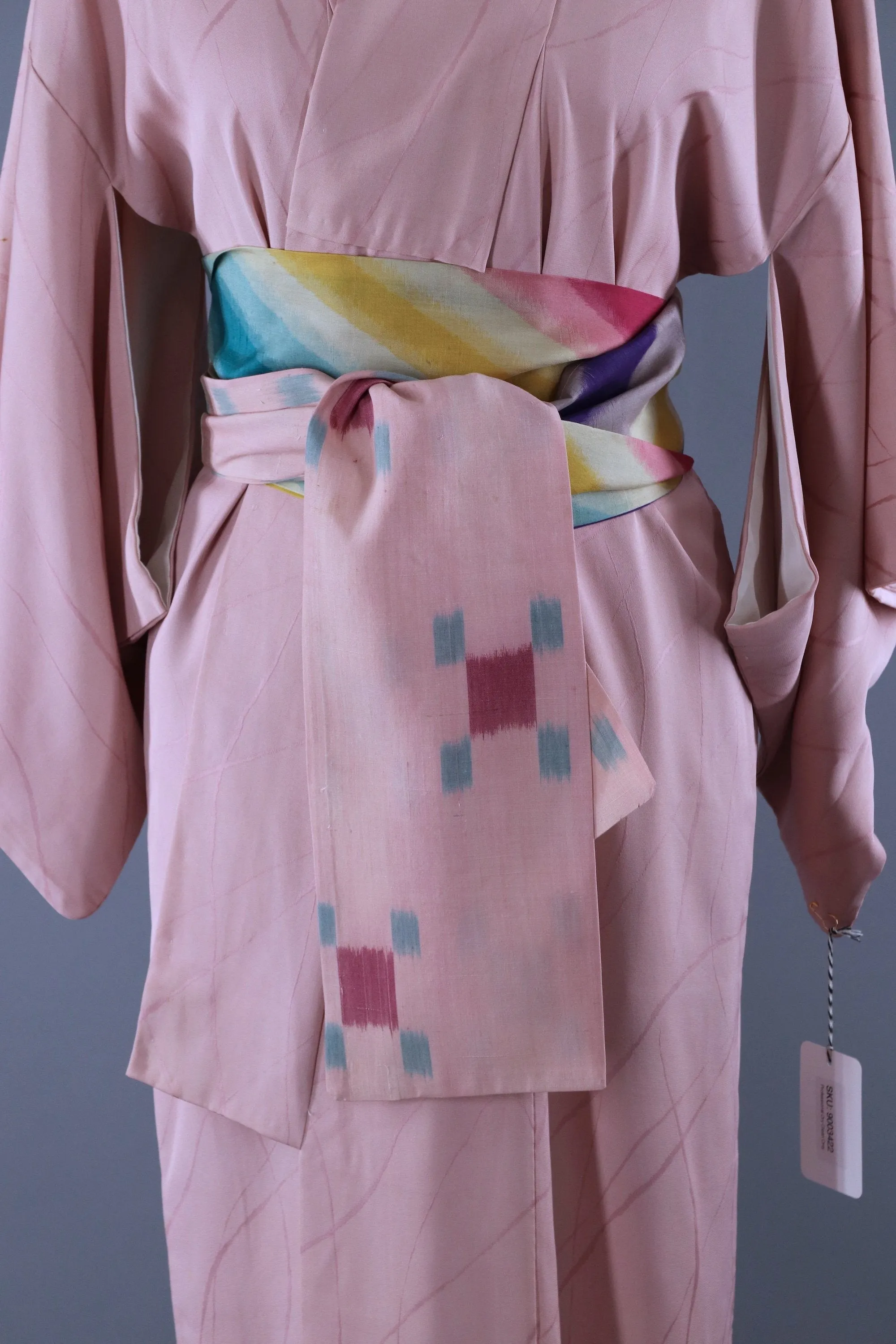 Vintage 1950s Silk Kimono Robe / Light Pink